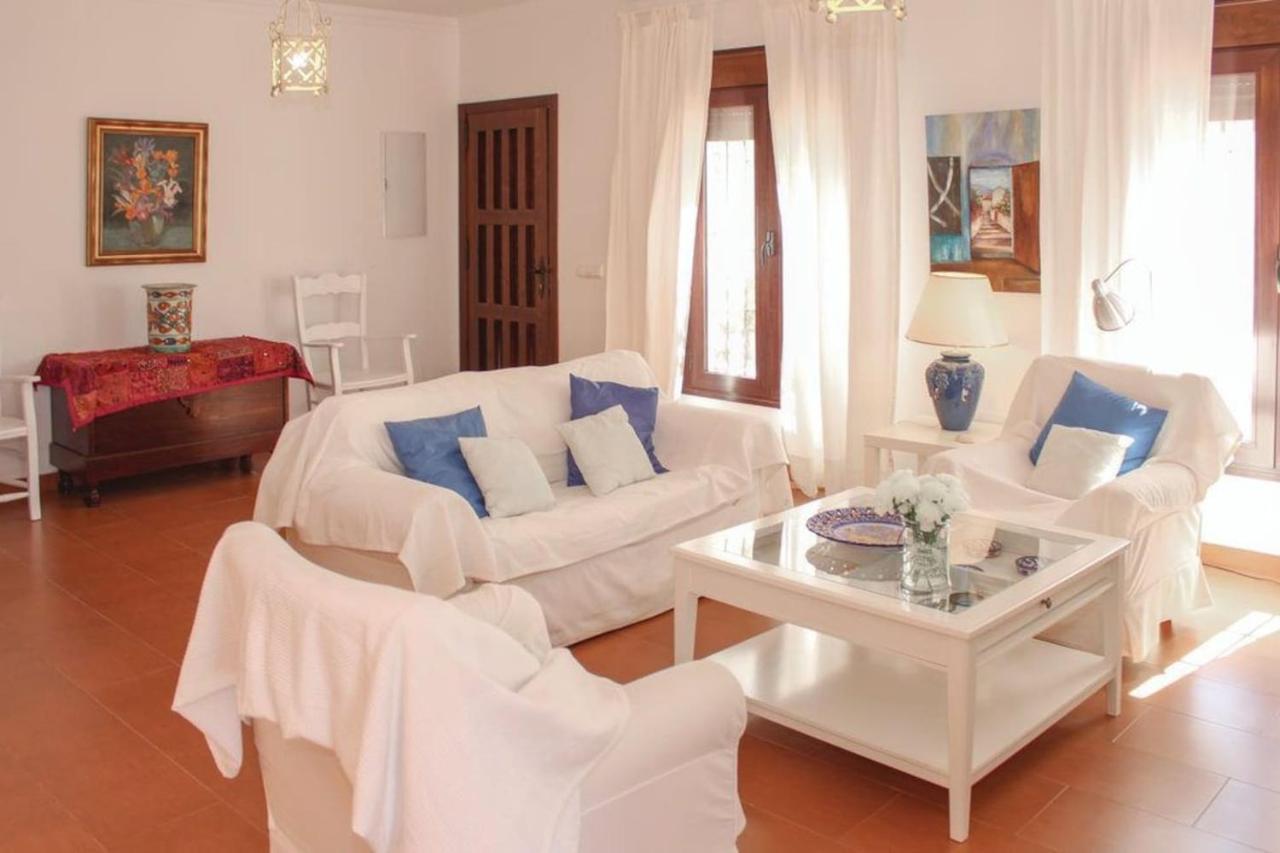 Fuentezuelas Pool Villa Sayalonga ภายนอก รูปภาพ